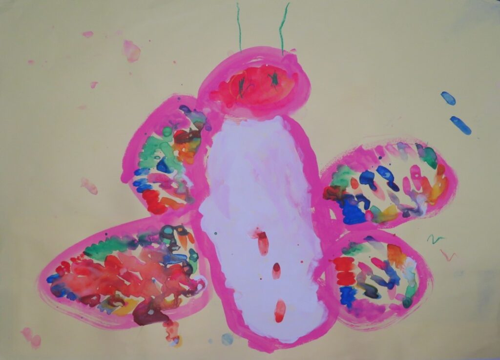 今野 千歳（石脇西保育園年少）「はらぺこあおむし」