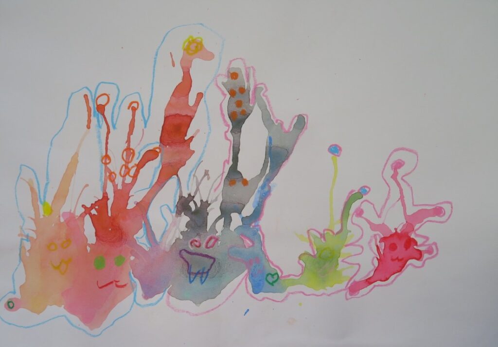 澤口 明依子（内越保育園年長）「カラーモンスター　きもちはなにいろ？」